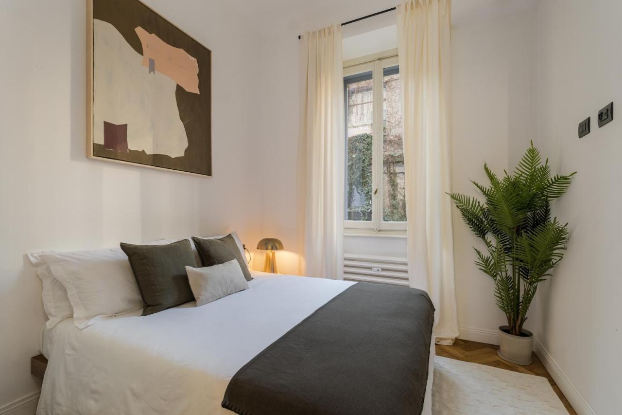 Casa Unica Milano - Elegant Apartment With Balcony - Centrale 1 Екстериор снимка