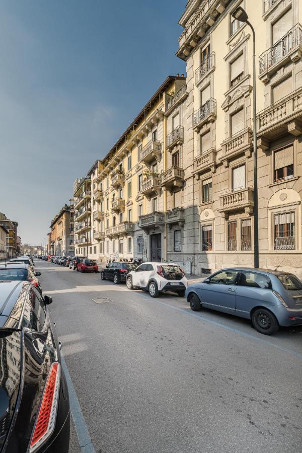 Casa Unica Milano - Elegant Apartment With Balcony - Centrale 1 Екстериор снимка